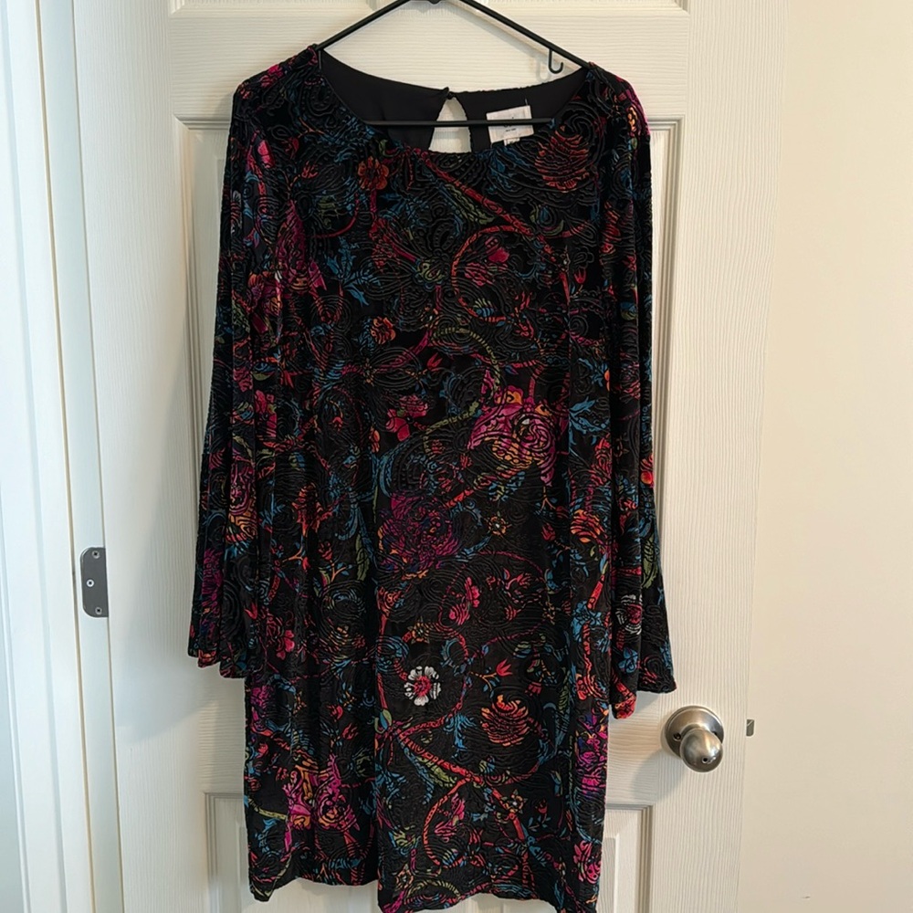 Black and Colorful velvet bell sleeve dress - XL